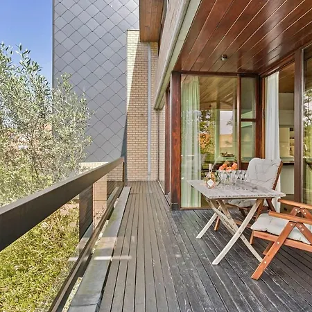Huswell - Modernist Design House With Garden Near The *