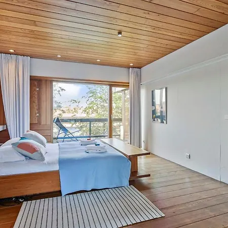 Huswell - Modernist Design House With Garden Near The *