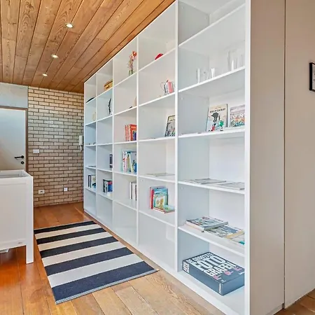 Huswell - Modernist Design House With Garden Near The Ostend