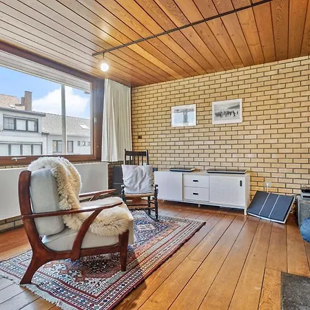 Holiday home Huswell - Modernist Design House With Garden Near The *